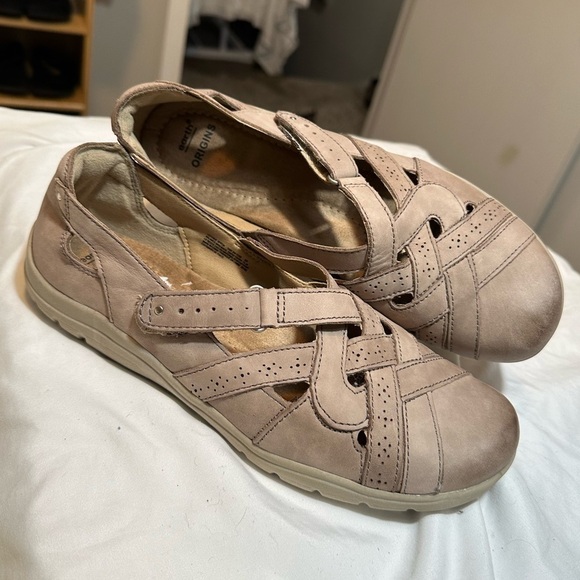 New Earth Origins taupe slip on shoes 9 Velcro strap loafer sandal brown tan W 9 - Picture 16 of 16